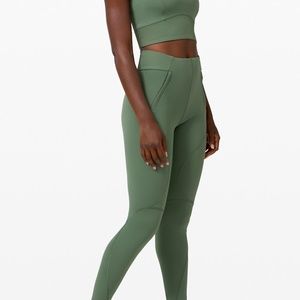 COPY - NWT Lululemon Train free super HR tights!